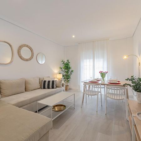 Isg Apartments Becquer Free Parking Inside The Building Sevilla Exteriér fotografie