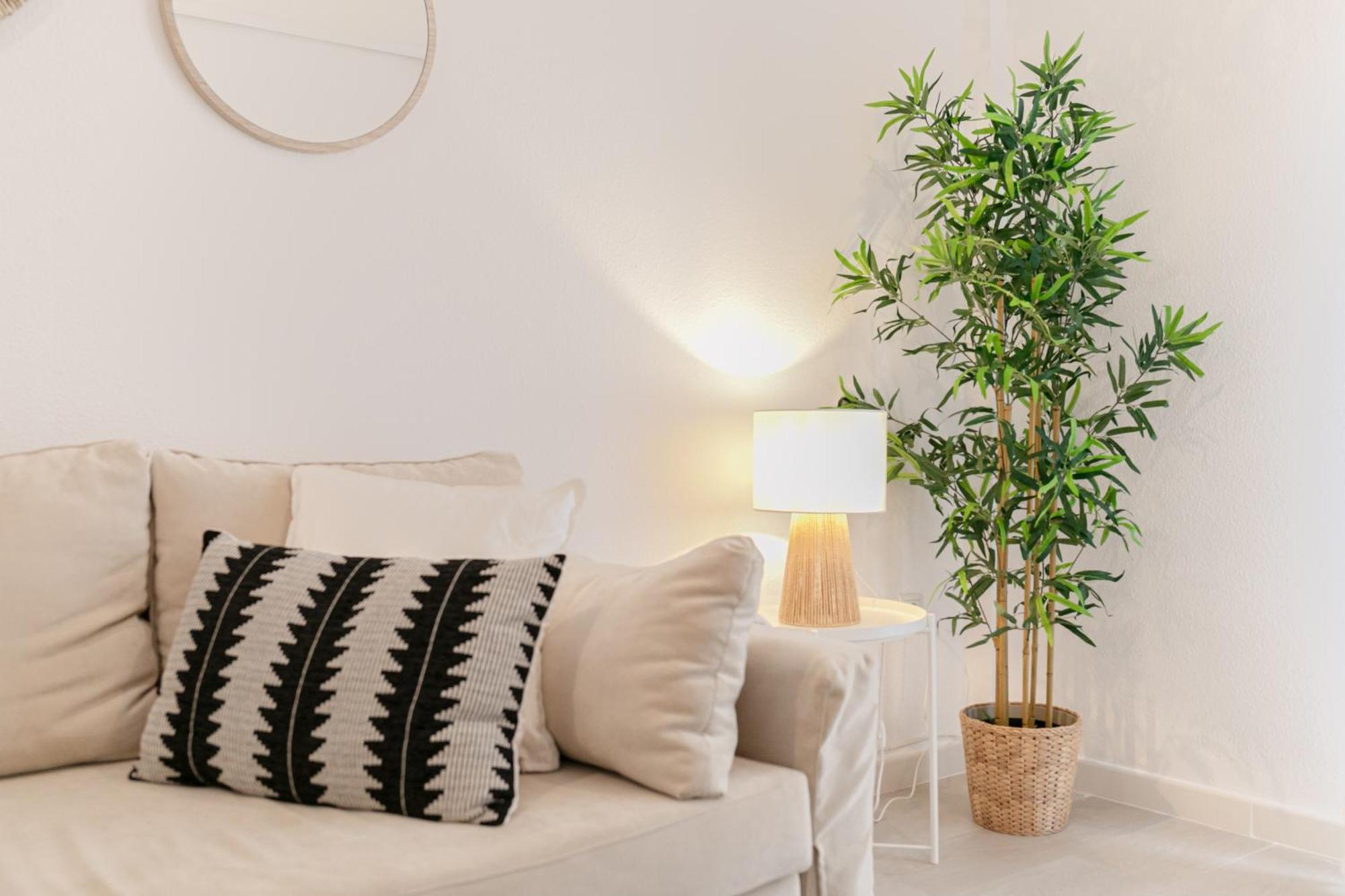 Isg Apartments Becquer Free Parking Inside The Building Sevilla Exteriér fotografie